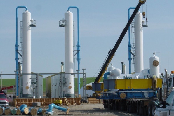 Countess Gas Facility, Countess, Alberta